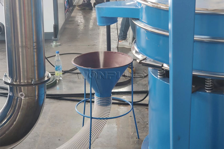 أكمل puverizer البلاستيك PVC التكليف في مصنع WONPLUS
