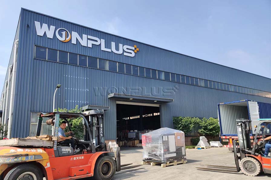 تسليم خط إنتاج الأنابيب البلاستيكية WONPLUS إلى فيتنام
